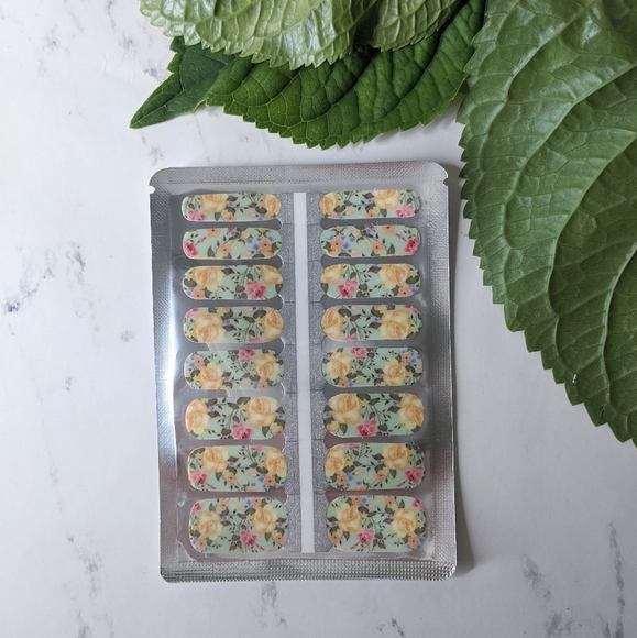 5 for $15 Nail Wraps - Yellow Rose Garden - Picture 2 of 5